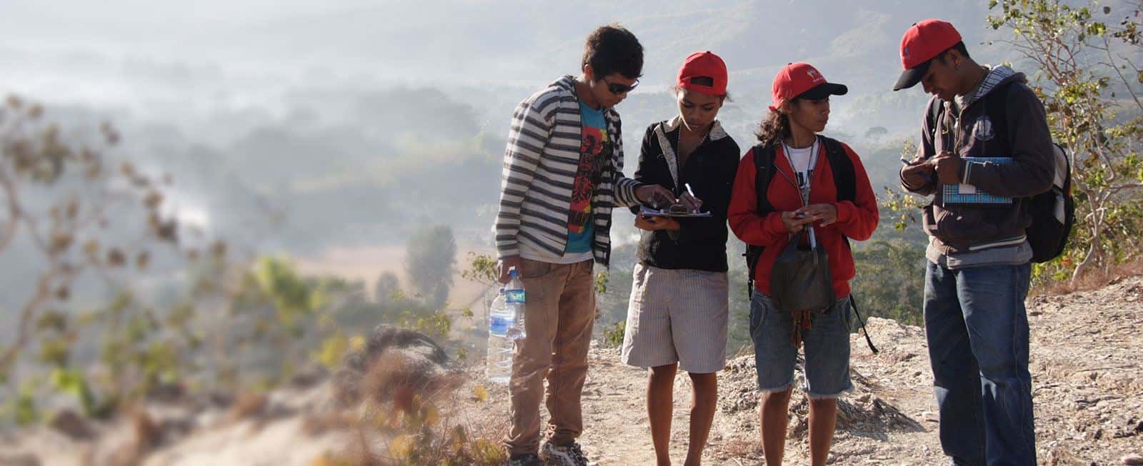 Ba Futuru volunteers working with communities